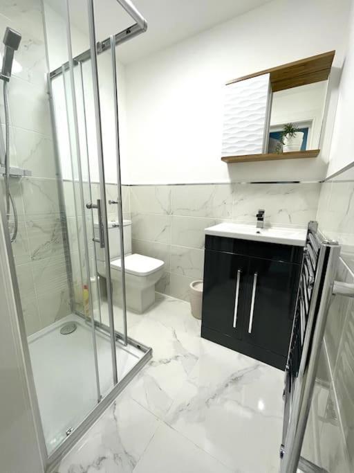 Luxury Porthcawl 1 Bedroom Apt, Prime Location Exterior foto
